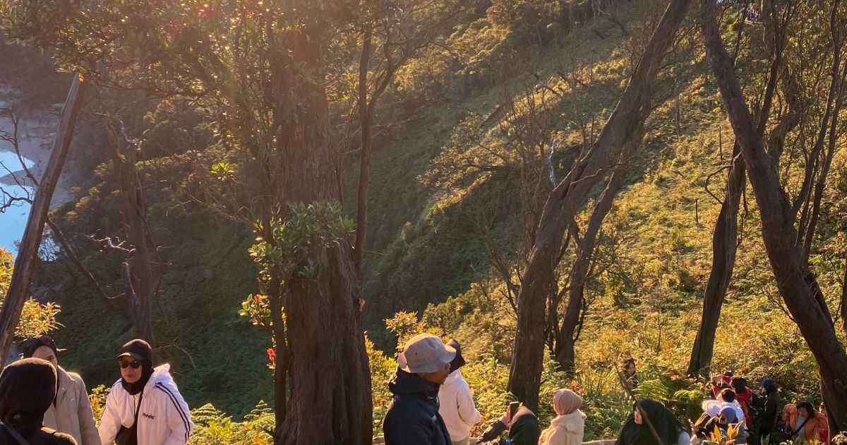 Tak Hanya Indah, Kawah Putih Ciwidey Kini Lebih Aman Sambut Wisatawan Nataru