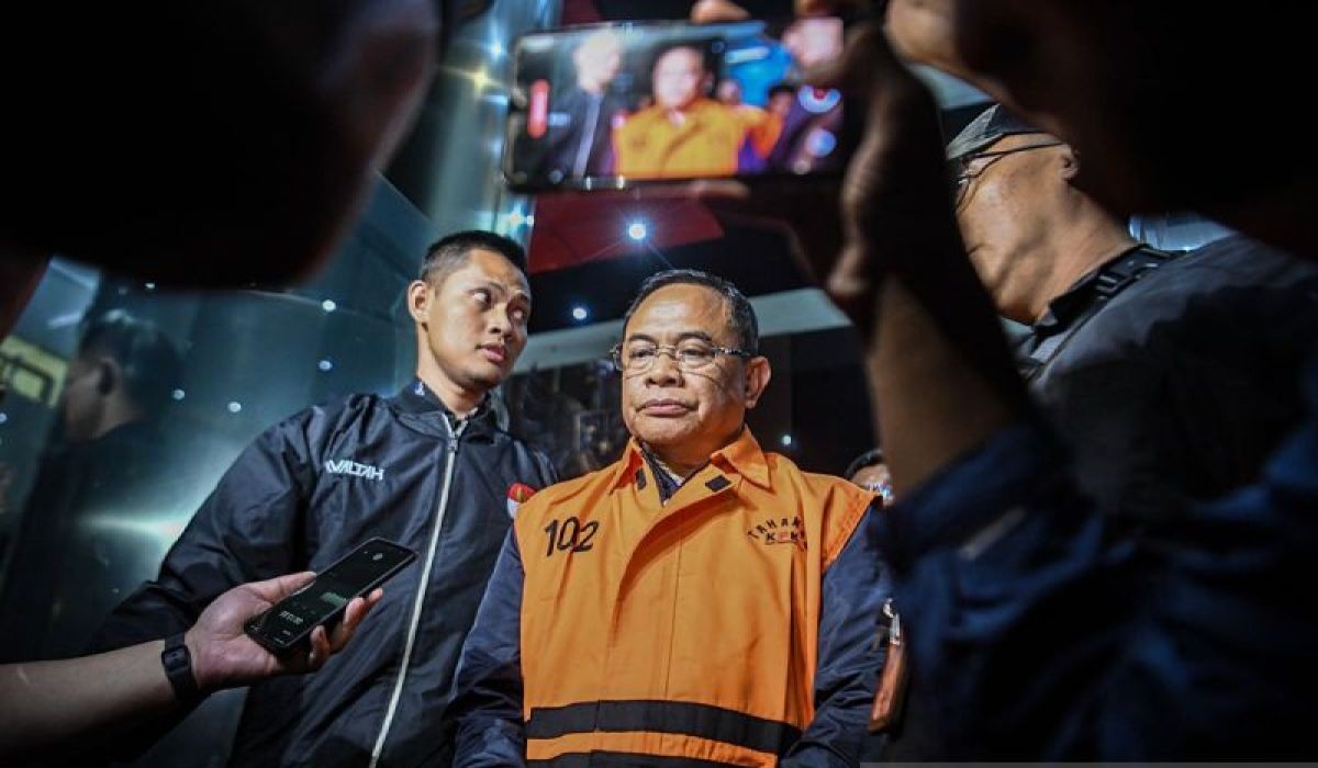 Kasus Korupsi Pati: KPK Geledah Kediaman Riyoso, Sita Barang Bukti Krusial