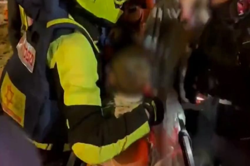 Eskalasi Timur Tengah: Serangan Balasan Iran Hujani Tel Aviv, Satu Tewas