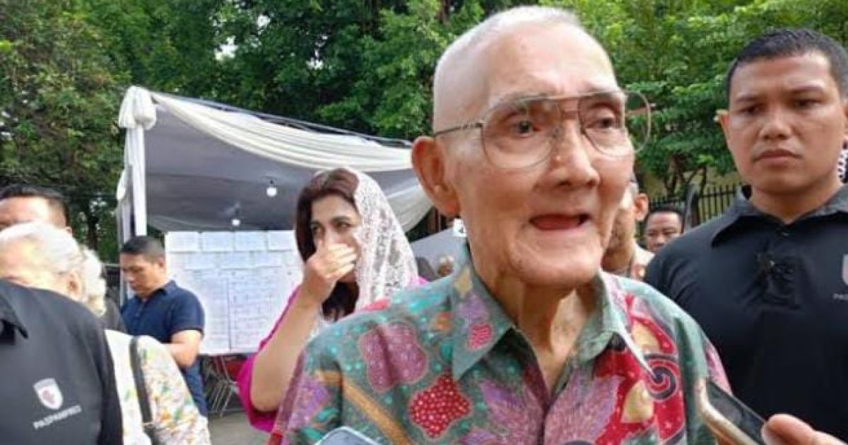 Indonesia Berduka: Mantan Wapres Try Sutrisno Berpulang di RSPAD Gatot Subroto