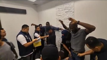 Sindikat Dolar Palsu Internasional Dibongkar: Dua WNA Liberia Diciduk di Jakarta Barat