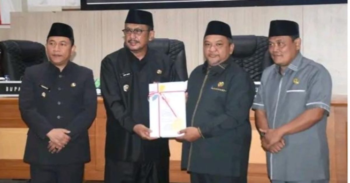 DPRD Sukabumi Bahas LKPJ Bupati 2025 hingga Arah RKPD 2027 dalam Rapat Paripurna