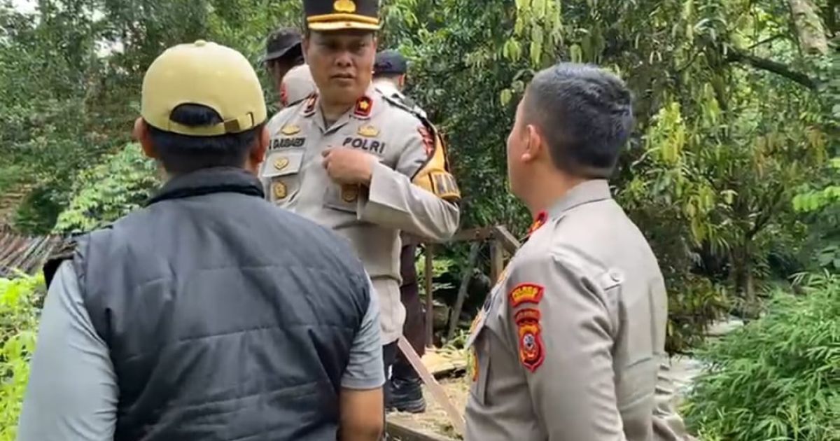 Viral Jembatan Rusak di Cibadak, Pemkab Sukabumi dan Polres Siap Turun Tangan