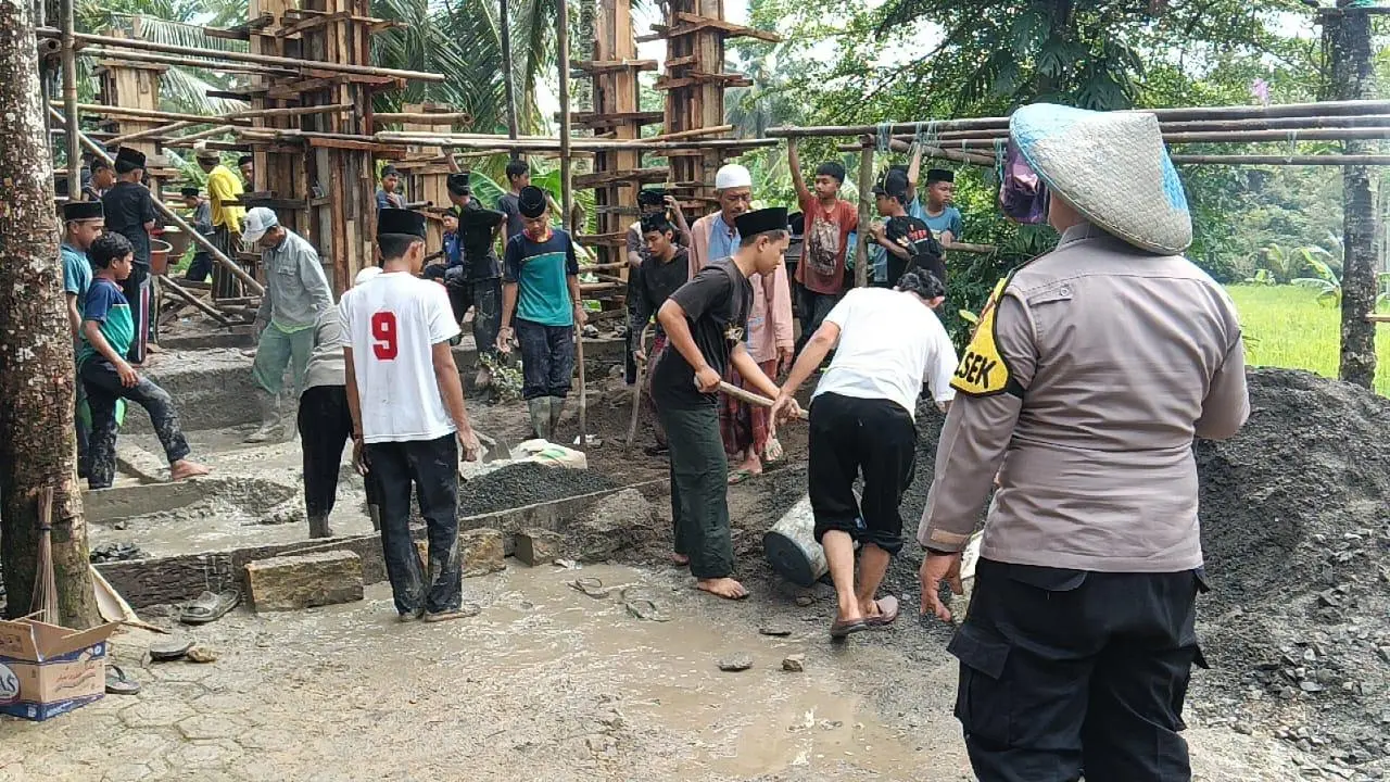 Kerja Bakti Bersama: YFSBBP & Forkopimcam Cibitung Wujudkan Pembangunan Ponpes Darul Ma’arif