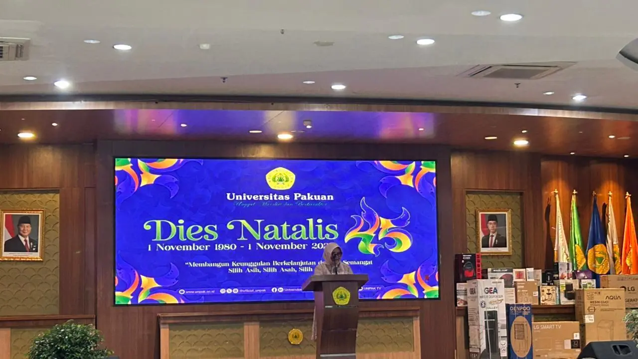 Prof. Eri Sarimanah: Orasi Ilmiah Ary Ginanjar Jadi Energi Besar bagi Civitas Akademika Universitas Pakuan dalam Meneguhkan Semangat Silih Asih, Silih Asah, Silih Asuh