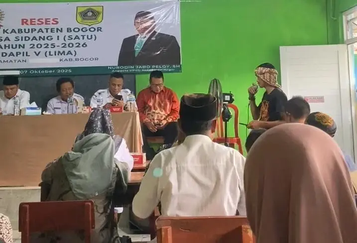 Pemuda Asal Desa Sukamaju, Sampaikan Aspirasi Pasca Bencana Tahun 2020 di Reses DPRD Kabupaten Bogor Jaro Peloy 